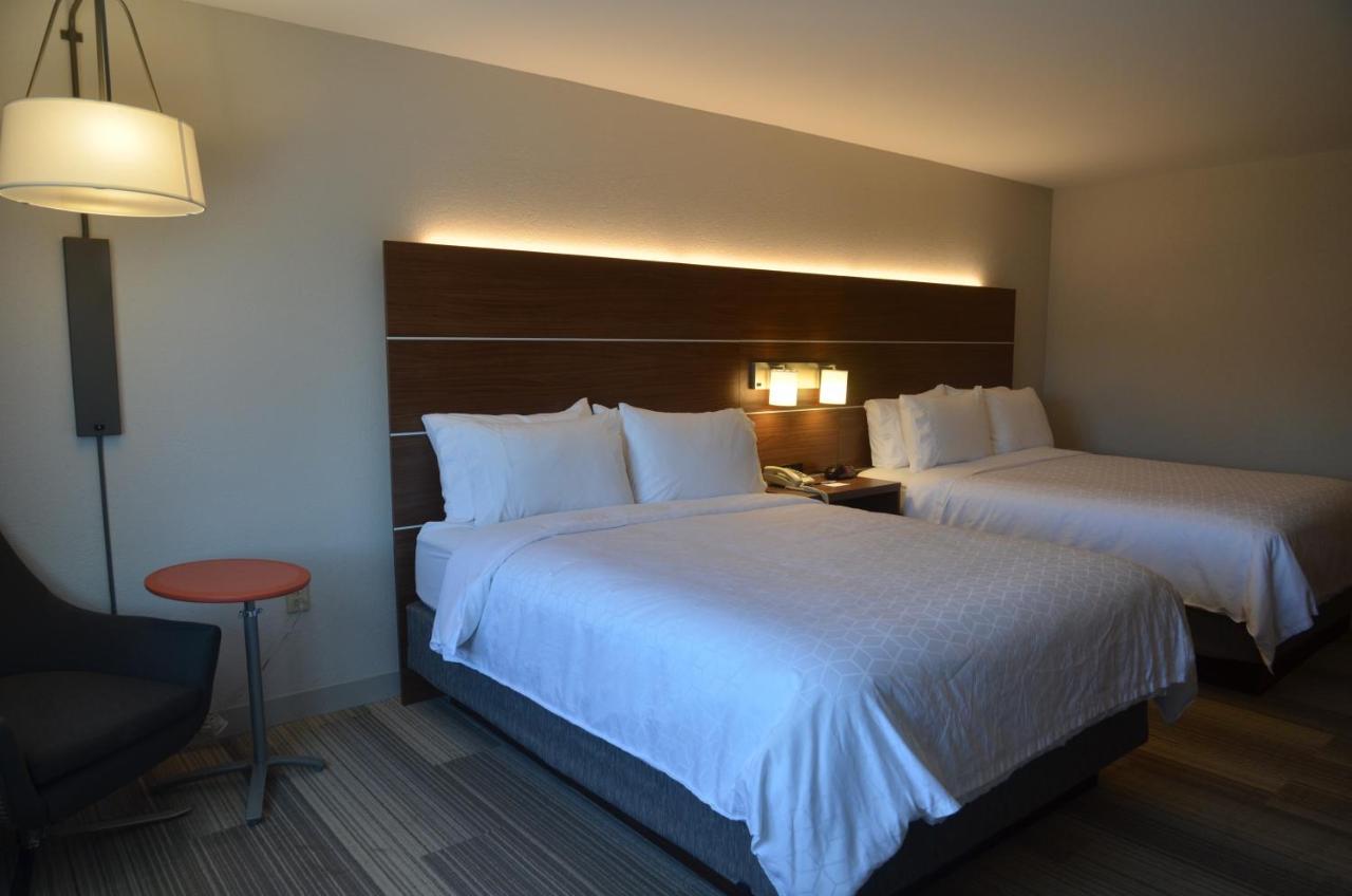 Holiday Inn Express Hotel & Suites Rochester By Ihg Екстер'єр фото