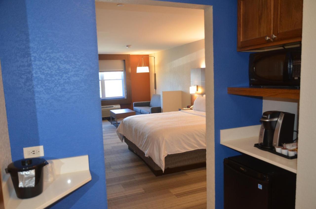 Holiday Inn Express Hotel & Suites Rochester By Ihg Екстер'єр фото