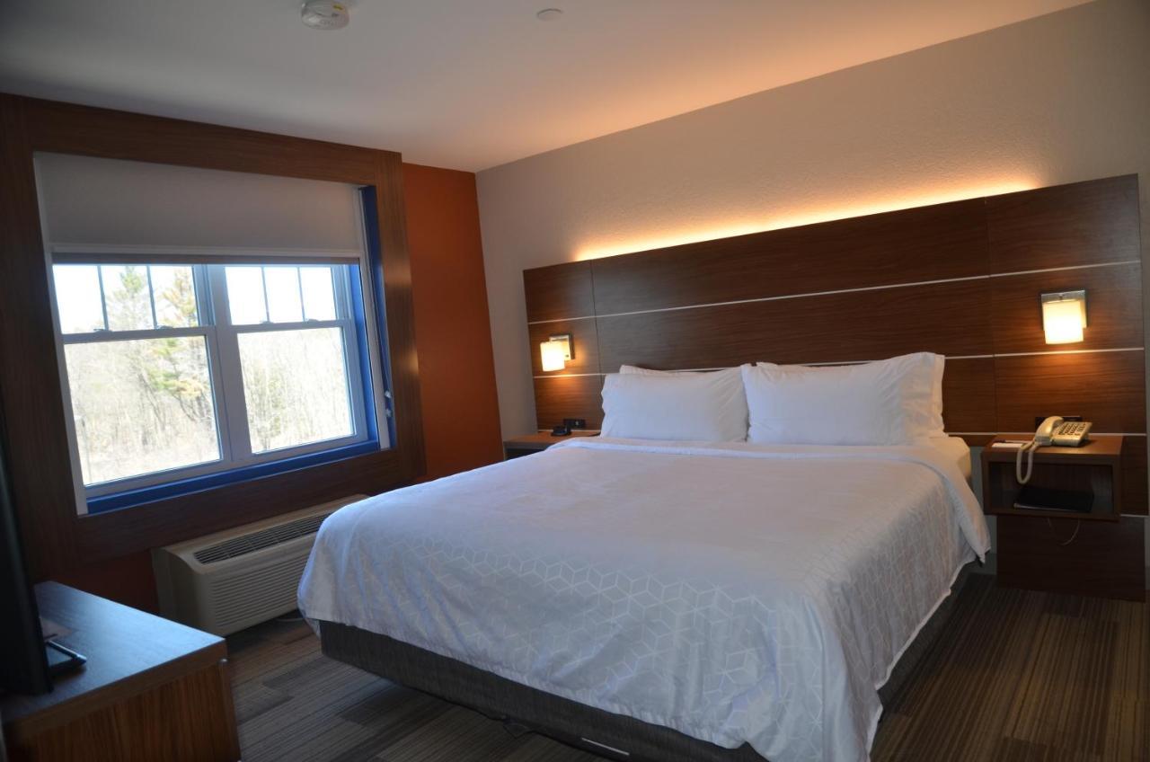 Holiday Inn Express Hotel & Suites Rochester By Ihg Екстер'єр фото
