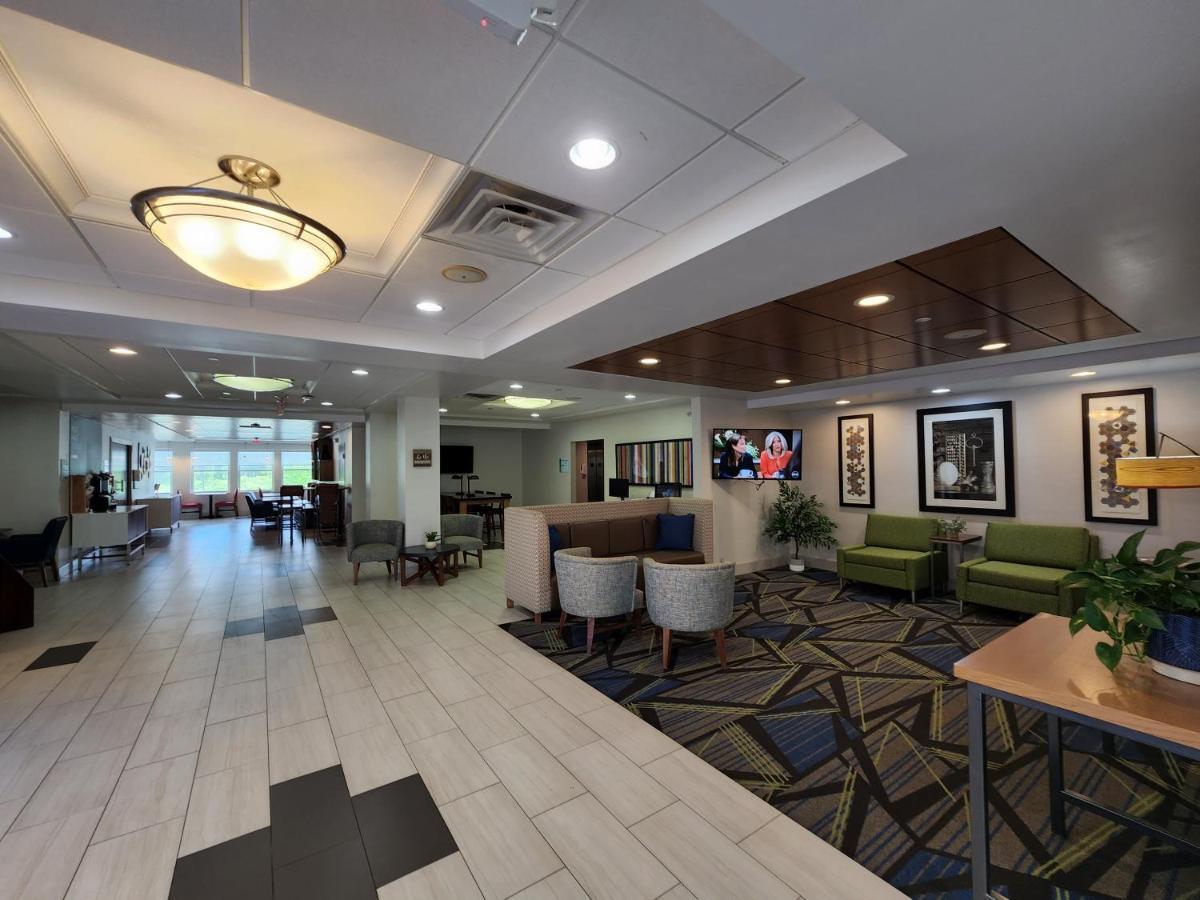 Holiday Inn Express Hotel & Suites Rochester By Ihg Екстер'єр фото