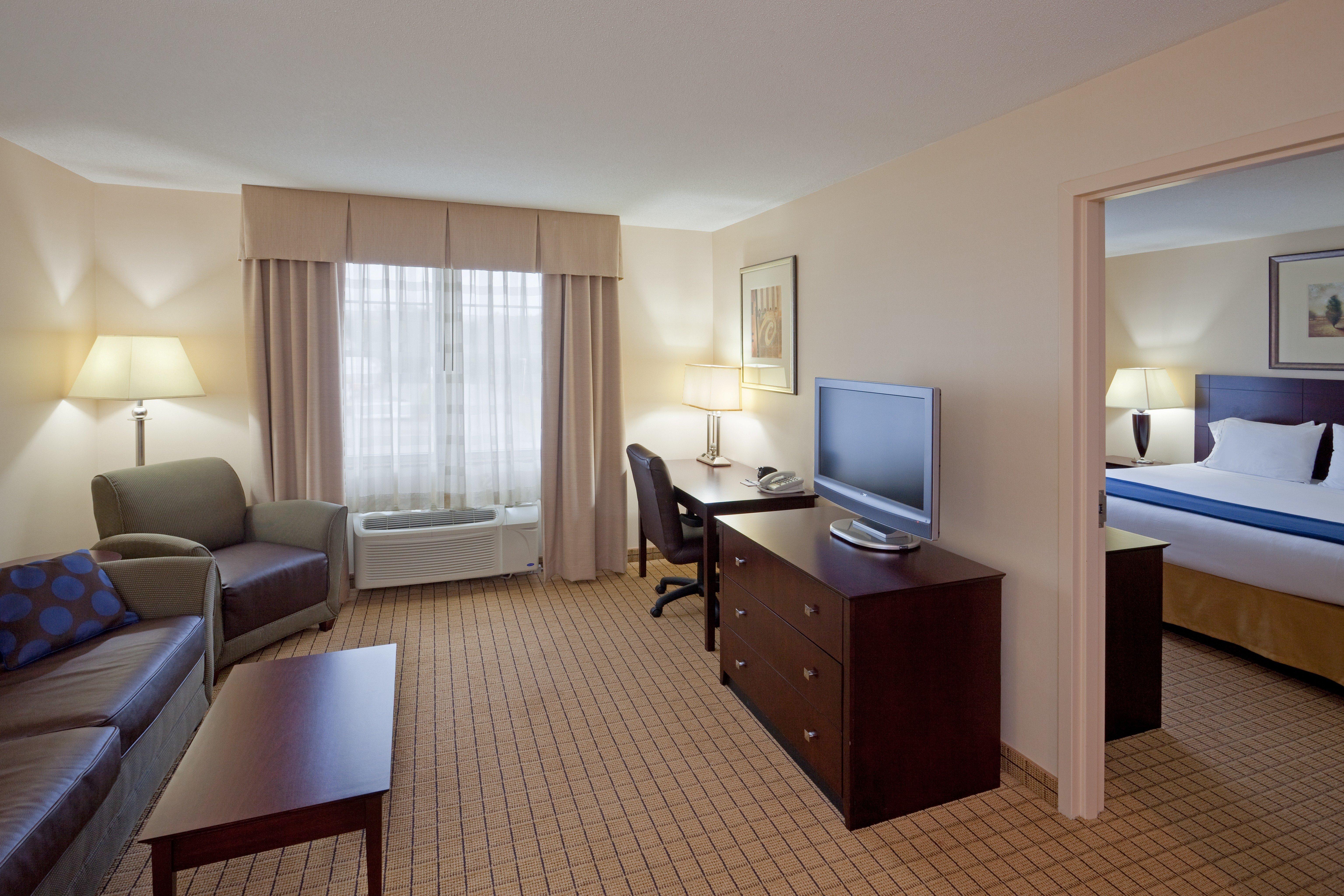 Holiday Inn Express Hotel & Suites Rochester By Ihg Екстер'єр фото